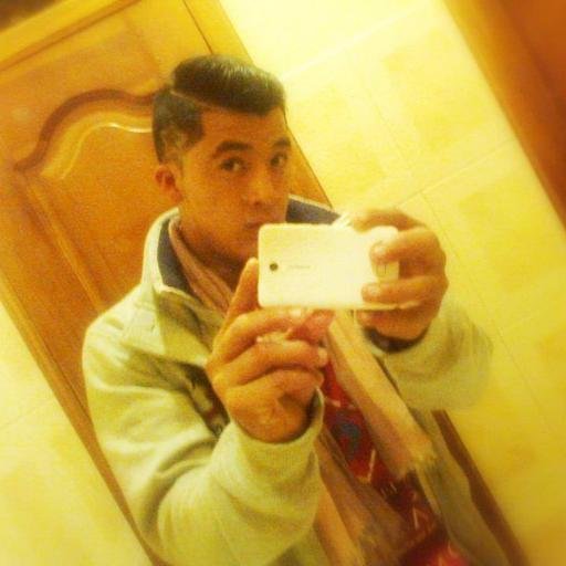 pensando en tii nunka saldras de mi mente ..!!