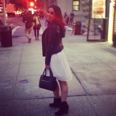 XOkaate's profile picture. Don't worry about me & what i'm doing ✌🏼️