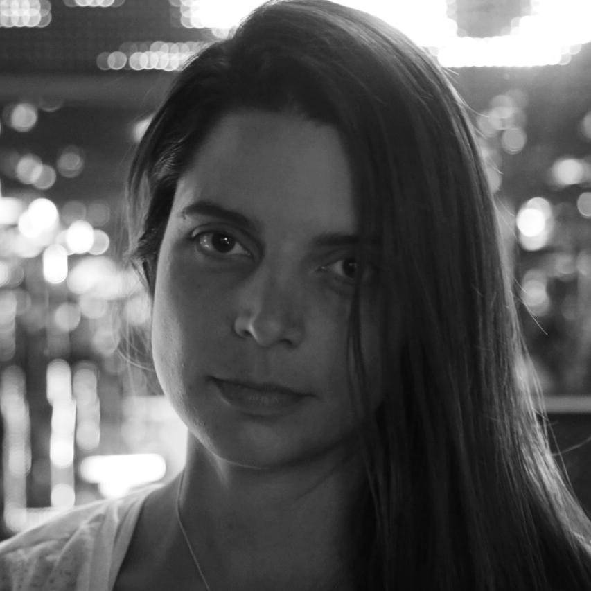 carolbassi's profile picture. .curiosa, geminiana.