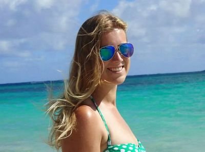 Pheebs_92's profile picture. 