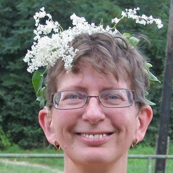 mecsne's profile picture. PR expert