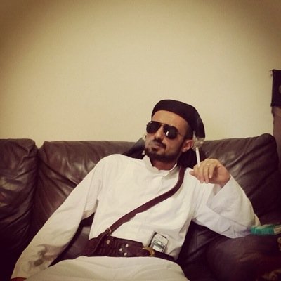 كنت واحد ، لكن مغنيني عن العالمين كنت صدفه لكن كلفتني عمر........................