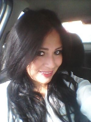 KsaZury's profile picture. 