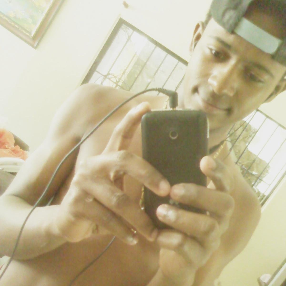 Mi Bff →→@RaquelySoltera  Mi CorO→ → @wiz_Carlos  & → →@Compota_x5  Dueño D→  Dominican Boyz & Dominican Girls ||