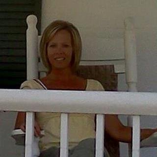 Working Sales Management Professional and Mom