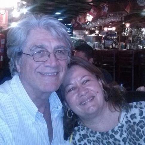 Me gusta amar a mis hijos, esposo ,familia y sobre todo la paz. Me gustan mis 8 chihuahuas.No me gusta la injusticia ,la venganza ni la violencia.