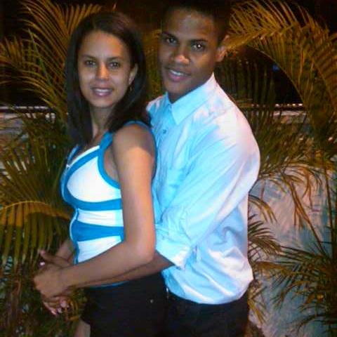 ♥ Desde que llegaste a mi vida has traído toda esa felicidad que siempre ☺ busque ♥ te amo Simón  ♥ :*
