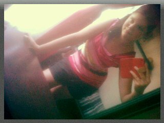 Leeanne_JvR's profile picture. Just random tweets and pics * follow to gain a follower ;)*