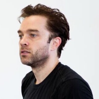 DrinkWithR's profile picture. 27. Ironía andante, cínico y cordial, mente sin más creencias que mi vaso lleno. Give me brandy on my breath and I'll breathe them all to death!