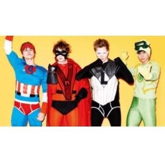 FOLLOW @lukeft5sos_ SHE GAVE YOU A FREE FOLLOW