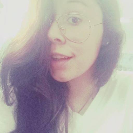 Nao quero saber se pros outros eu so errada, só quero ser prft pra ele :3
