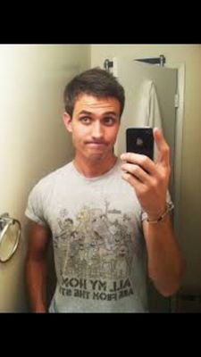 bob_bobbytann's profile picture. Christian, sleeping, eating