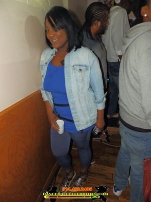 Got my pic up on twitter so damn happy!!!!