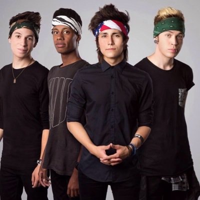 Layouts made of the band @Airspoken! Requests are accepted. Make sure you follow the account [ask for a fb]