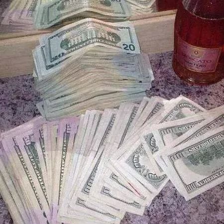 LOVE to HAVE FUN and get monery