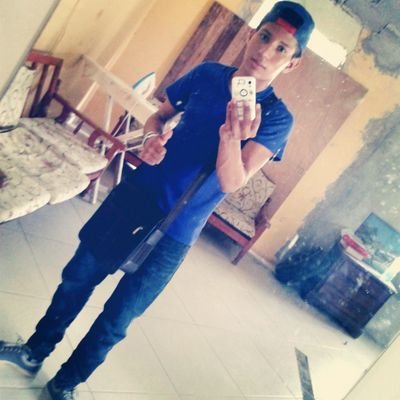 Tu Eres Mi Sol Mi Luna Mi Norte Y Mi Sur, Mi Este Y Mi Oeste Lo Representas Tu Eres Mi Fuego Mi Agua Y El Aire Que Respiro Tu Simbolizas La Tierra En Que Camino