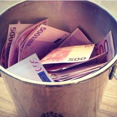 Ren achter geld laat geld niet achter jou rennen, Free nabil.