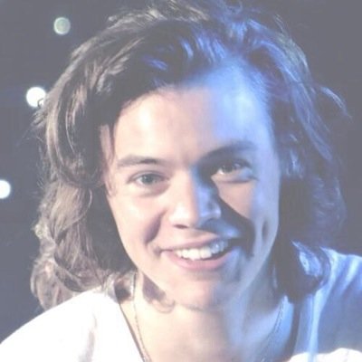 hi beautiful, follow @louislovetaps please. ask for a follow back :)