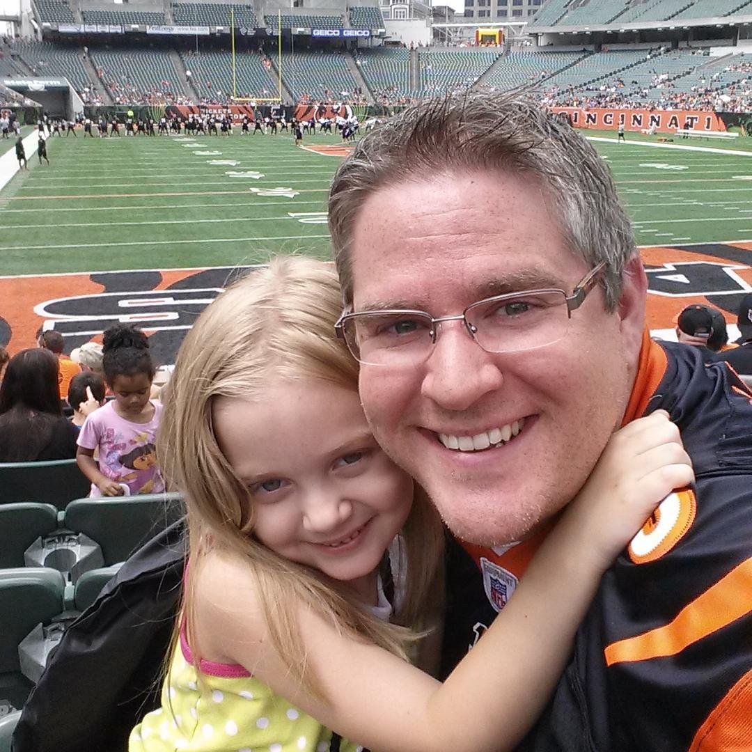 Cybersecurity pro, Canadian American, critical thinker, ExJW, wannabe guitarist and astrophysicist, lover of coffee, the Bengals, the Hip, and my daughters
