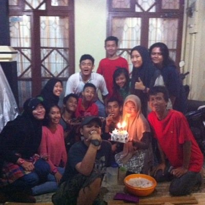 Big family of XI MIA 4 at SMAN 1 Cikarang Pusat. Anak-anaknya mami Chandra❤️