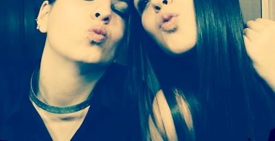 Sara_Mazcu17's profile picture. UV