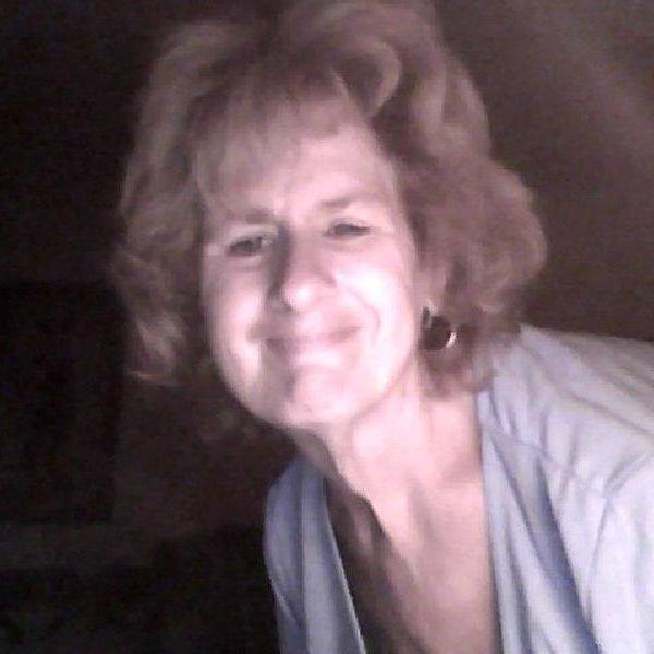 coolpeaches1's profile picture. 