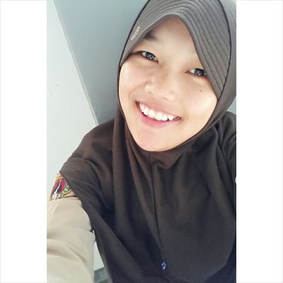 RifaGianvaresa's profile picture. 220114 ({})