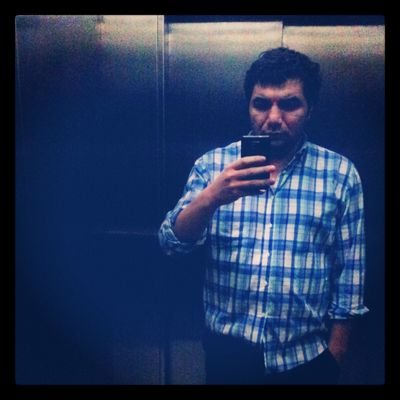 Empezando mi nueva vida con @XimeXbf 

Miembro de una particular manada. Me gusta la música, la fotografía y la pilsen.