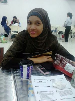 Seorang ibu rumah tangga yg masih belajar utk memberikan yang terbaik utk kelurga kecilku, My life is Awesome ^_^