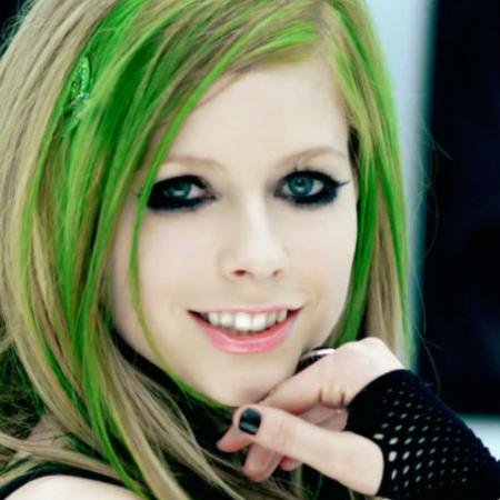 Avril Ramona Lavigne