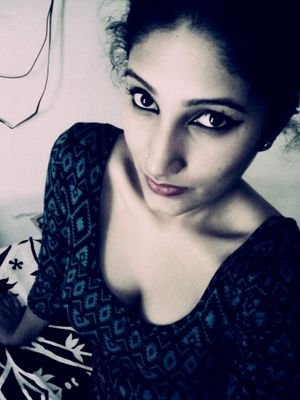 vridhinawani1's profile picture. 19!!! fashion student..!! love traditional art n explore!... bbm pin- 7917E2AA