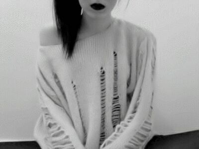 aahsuicida's profile picture. Eu sei que é dificil ter problemas, agora imagine ser um.

Eu não vivo, eu so existo.