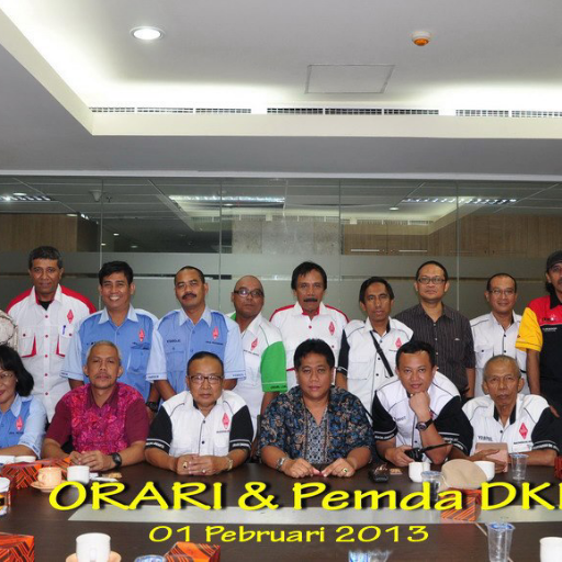 hello,chiness,open minded
. from indonesia.I'm the first joint to amateur radio because hobby.my hobby : offroad,racing car. My website : http://t.co/FNLIiTeXVH