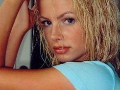 9vulnerablejg's profile picture. Sheesh Im a little nervous but here goes sometimes I like excersise trying new things did i say indie films check out my pics