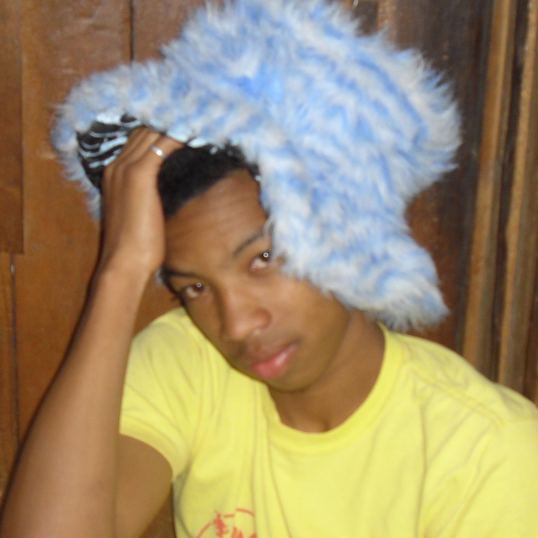 andry66710778's profile picture. 