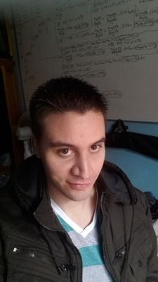 Soñador... Emprendedor... Disfruto de los buenos momentos de la vida... Estudiante y trabajador... En busca de la felicidad...