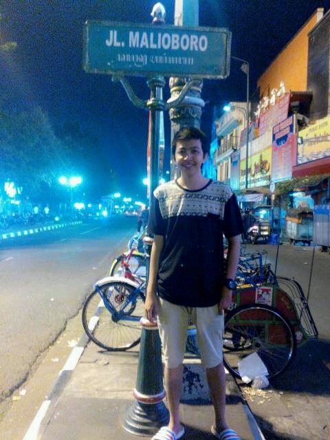 septianggadirja's profile picture. Trying to make My Parents proud of Me