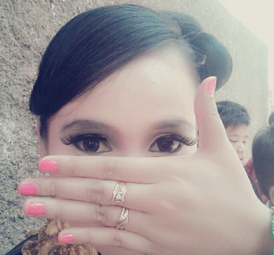 DhiantyCom's profile picture. Ketua sanggar seni Intan Dewata Garut |AKBID YPSDMI GARUT-JABAR |seniman, acting, musikalisasi puisi, karate, BIDAN