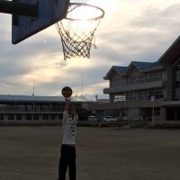 ともってぃ (@tmty__) 's Twitter Profile