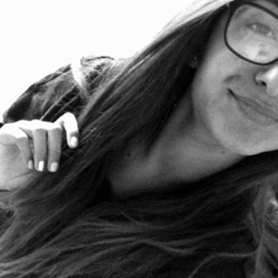 Instagram amelleamrani92
Facebook Amelle Amrani