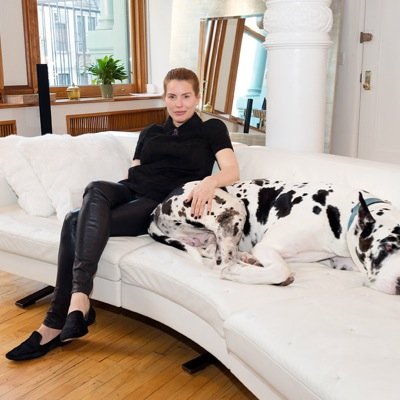 Entrepreneur | Art Collector | Mother of Danes