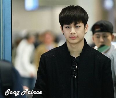 Song Yun Hyeong of iKON * 08-02-1995 * reversed charmer *