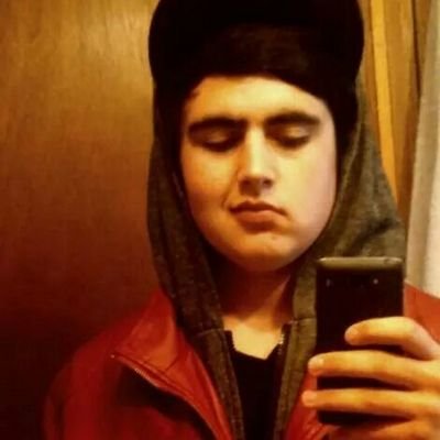 PulseLunar's profile picture. TrickShotter/ Feeder #Solo