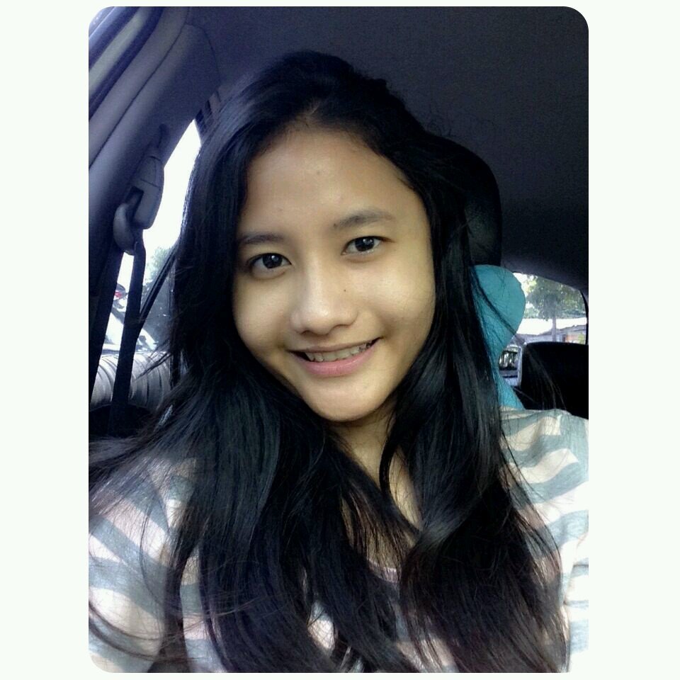 vinniaradiani's profile picture. 