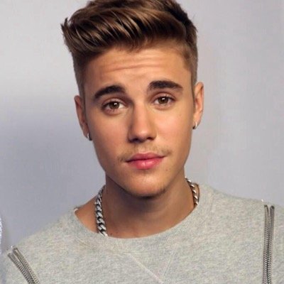 I love @justinbieber, he is my inspiration for all my life .. Follow-me justin please!