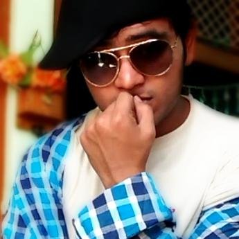 always remember to be happy bcz u never know who's falling in love with ur smile :)