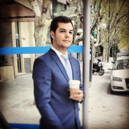 inigo_vivar's profile picture. Architect and Hockey coach..