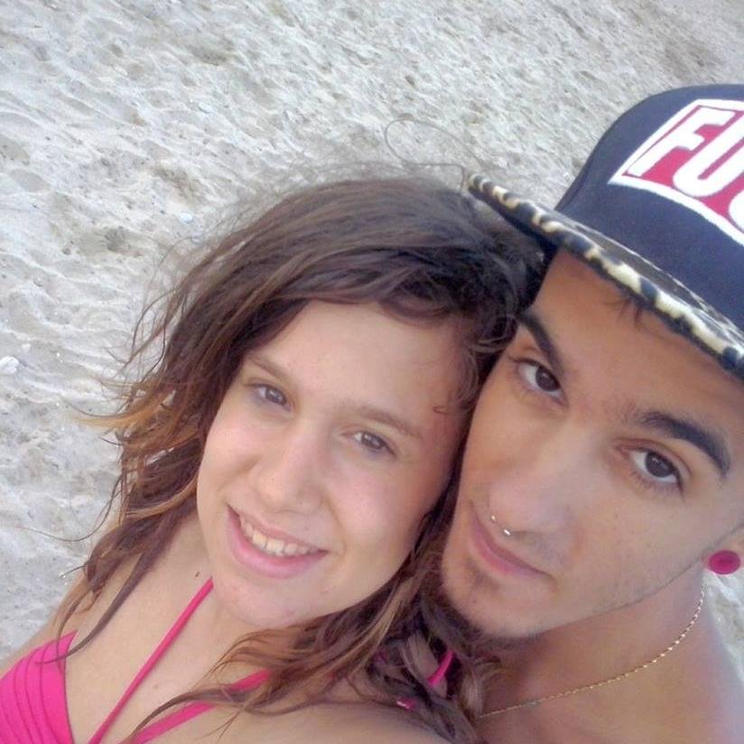 amante de tus ojos enamorado de tus labios por un siempre a tu lado
JORGE & SARA