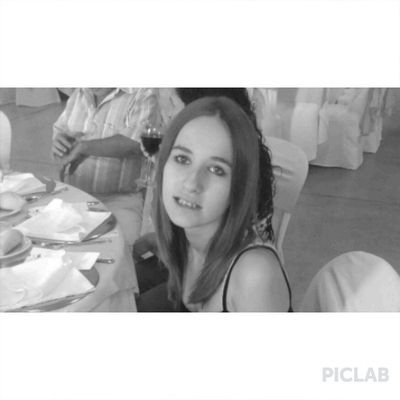 desde el 7 de noviembre del 2000 sacando una sonrisa  :) betica asta muerteeee