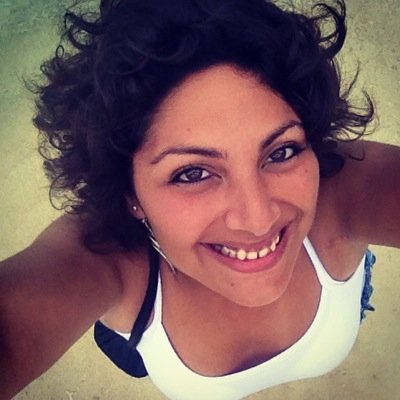 Estudiante, oficinista y Scout. Cabra chica. Incondicional con los que amo. Cuento las calorías de lo que como. Duermo poco y sueño mucho.